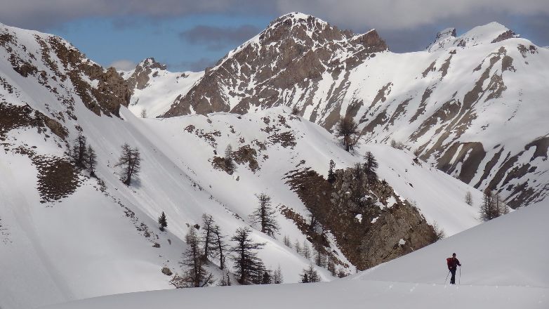 au dessous de Fontouse