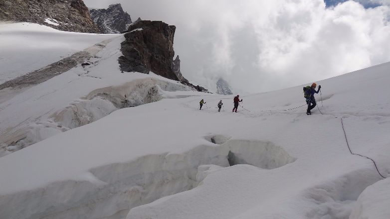 descente vers Monte Rosa Hutte