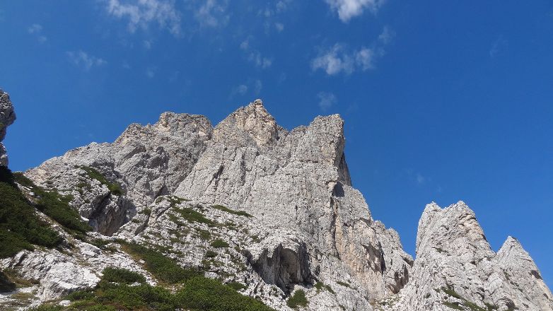 Torre Jolenda dolomite