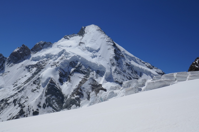 Dent d'Hérens 4174m