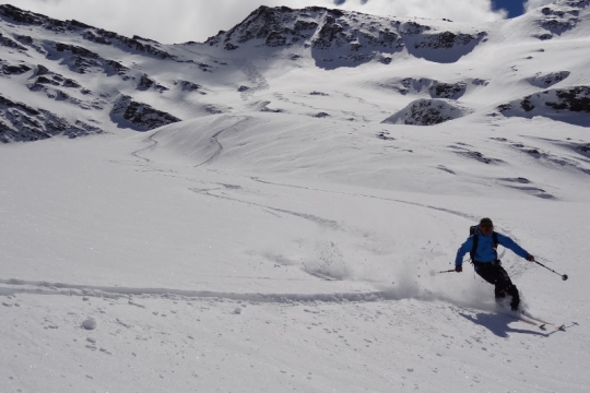 Ski-descente_poudreuse